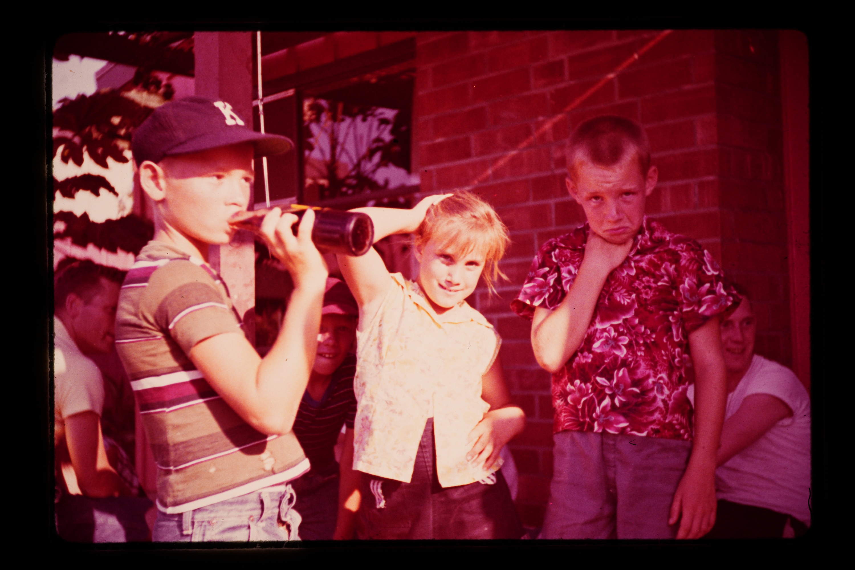 Source capture: Family gathering