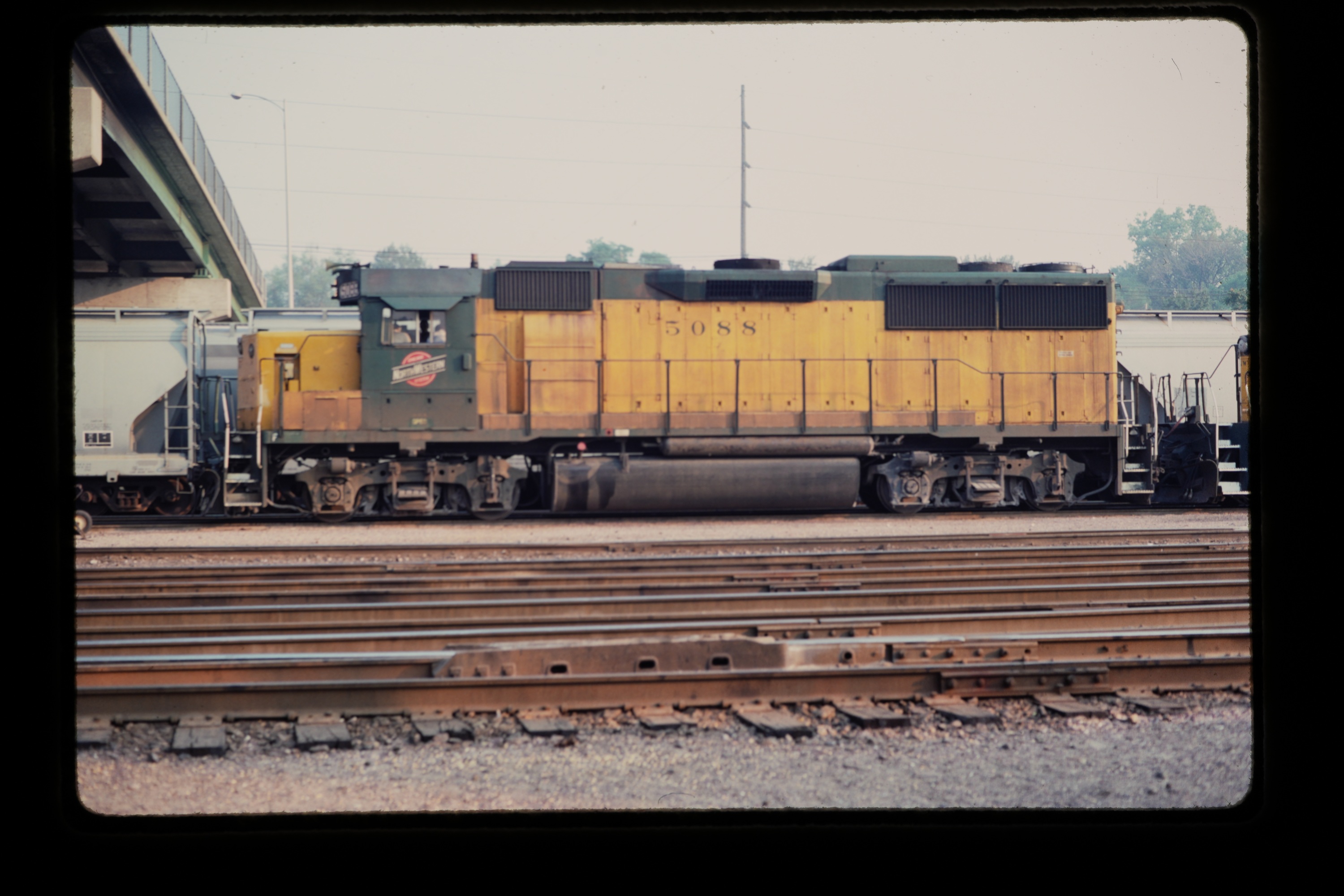 Source capture: Rail yard